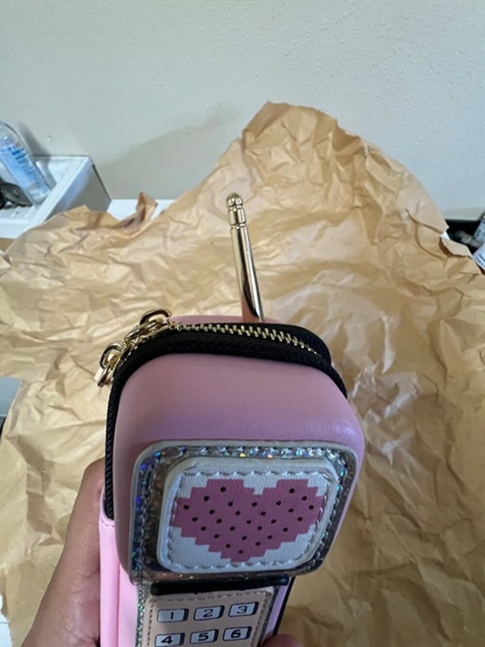 Betsey Johnson Call Me Iconic Pink Glitter Phone Wristlet Clutch - Picture 6 of 7
